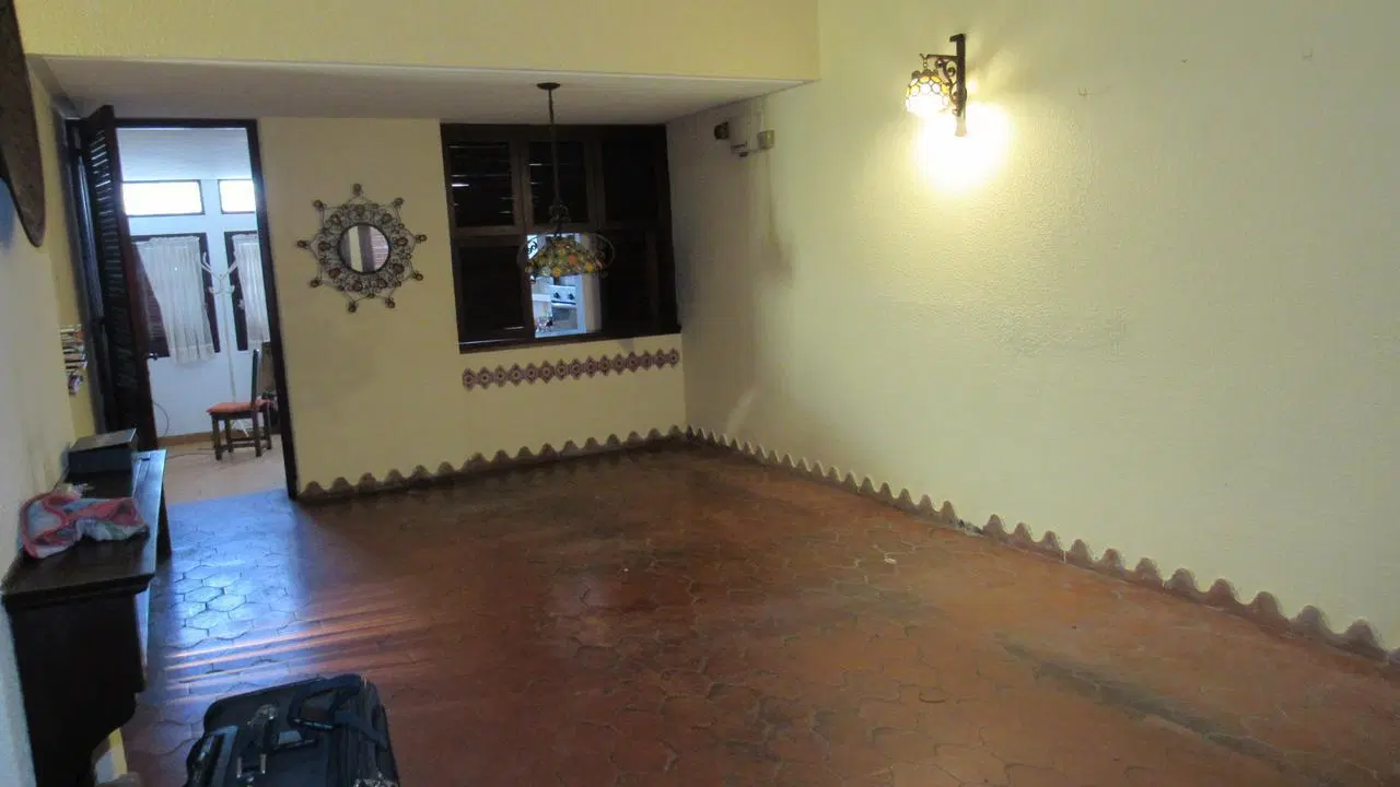 Casa en alquiler de 3 dormitorios en La Plata 2