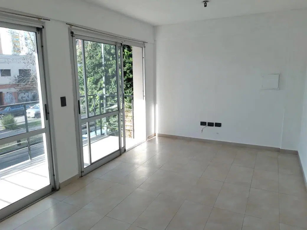 Departamento de 2 dormitorios en Alquiler en La Plata 3