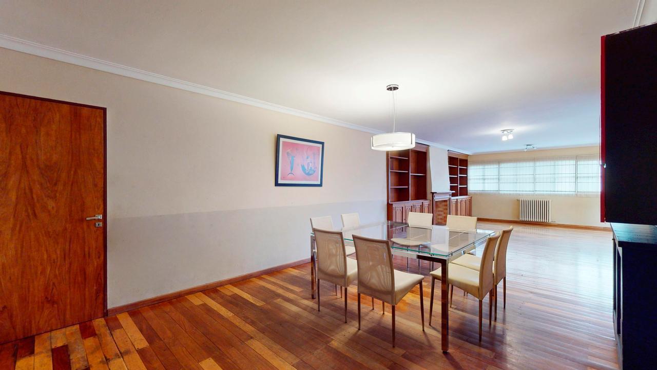 Departamento de 2 dormitorios en venta en La Plata