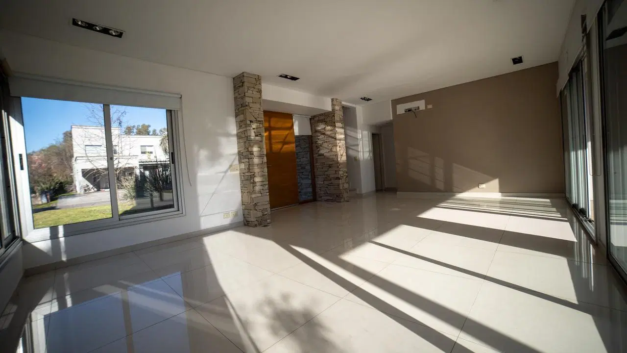 Casa de 4 ambientes en venta en Weston 8