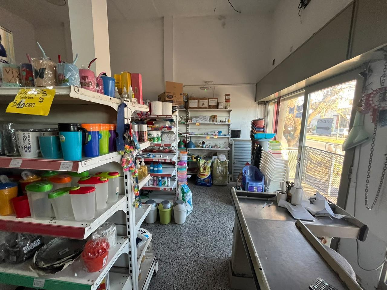 Foto de Local en Los Hornos, imagen 3