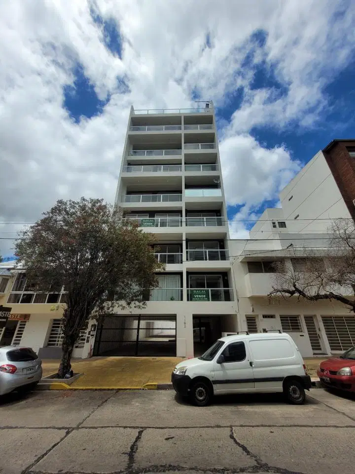 Departamento en alquiler en La Plata - Dacal Bienes Raíces 4