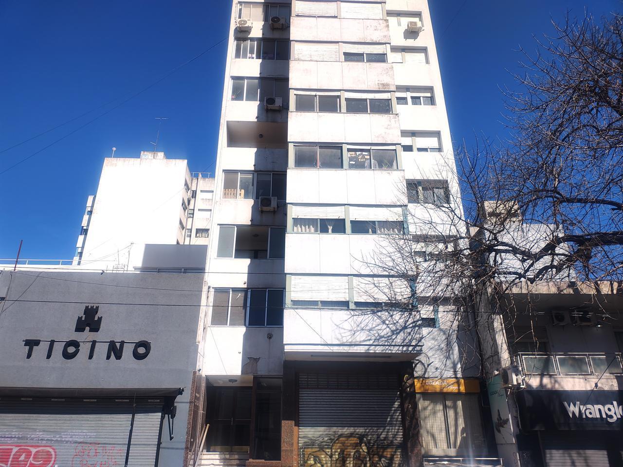Departamento 2 dormitorios en venta en La Plata