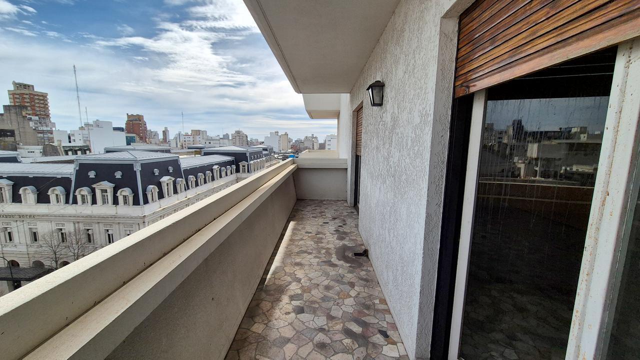 Foto de Semipiso de 3 dormitorios en venta en en La Plata, imagen 5