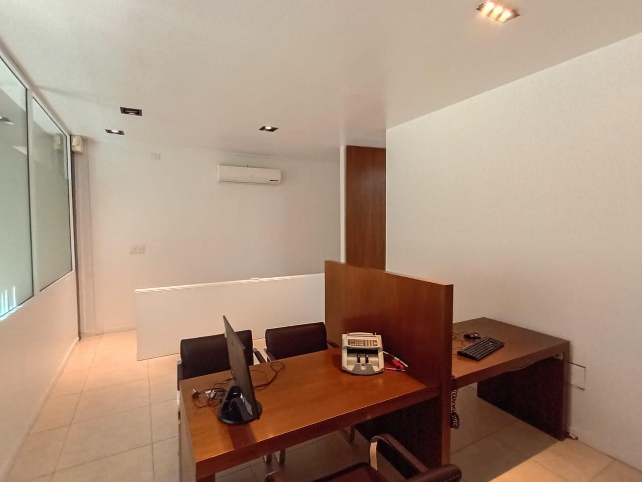 Foto de Local en alquiler City Bell - Dacal Bienes Raices, imagen 1