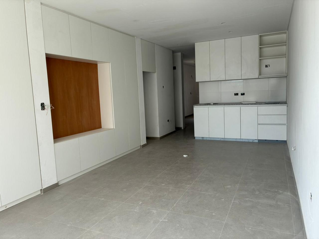 Foto de Monoambiente en venta próximo a Plaza Azcuénaga y Avenida 19, imagen 2