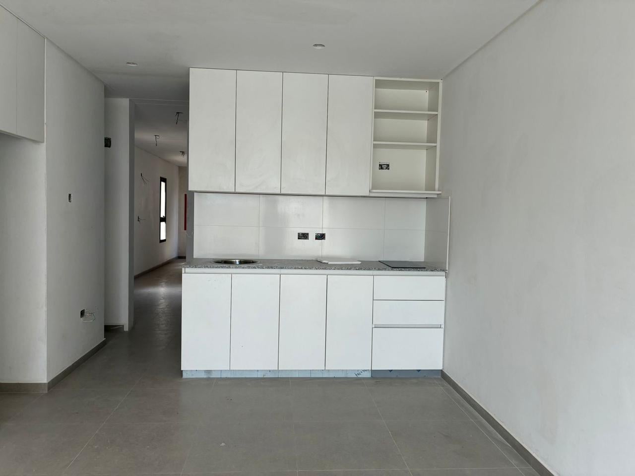 Foto de Monoambiente en venta próximo a Plaza Azcuénaga y Avenida 19, imagen 4