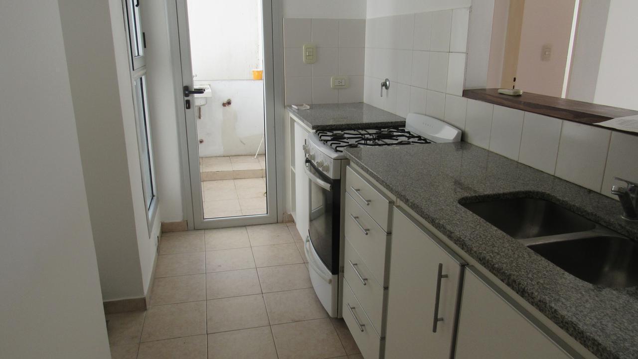 Foto de Departamento en alquiler en La Plata calle 56 e/ 5 y 6 - Dacal Bienes, imagen 3