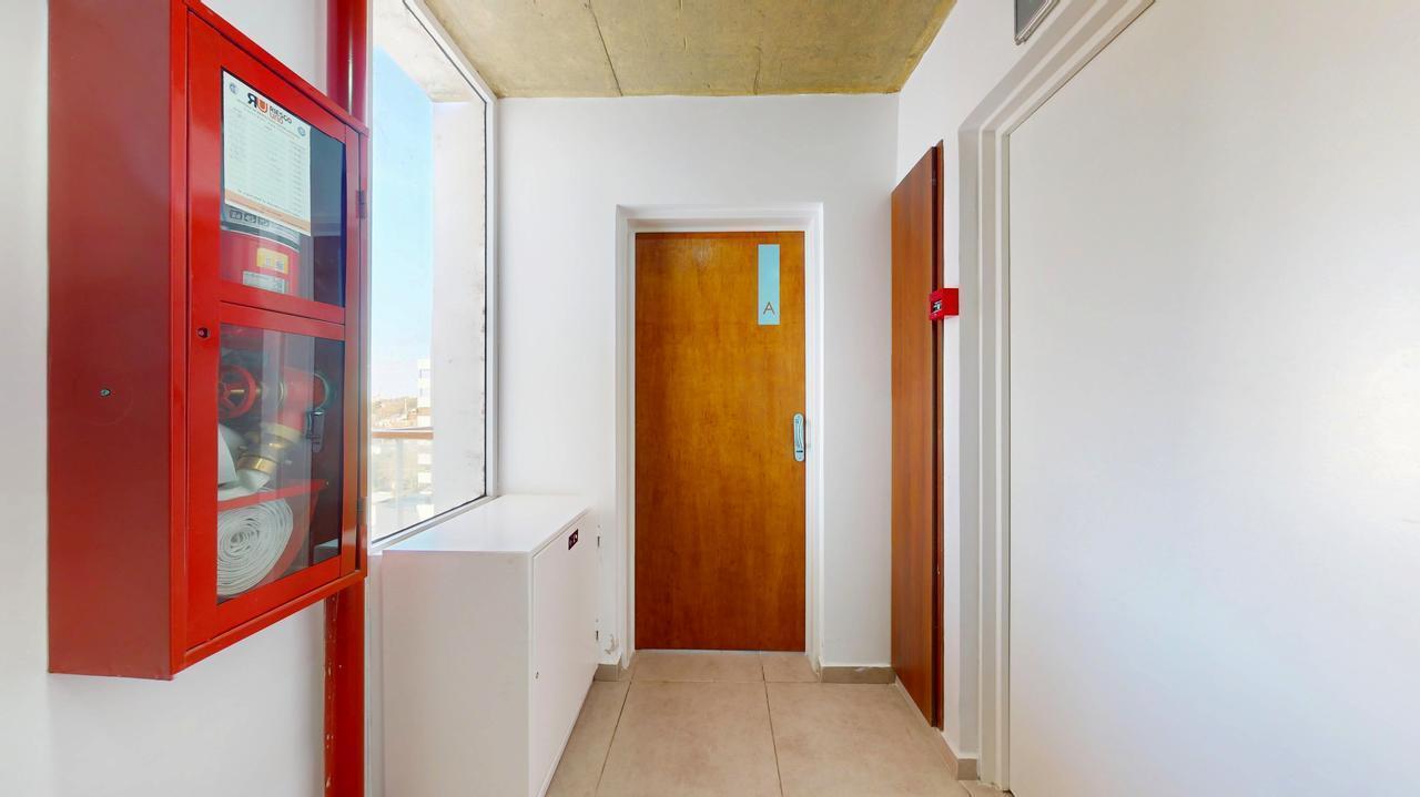 Foto de Departamento de 2 ambientes en venta en La Plata, imagen 1