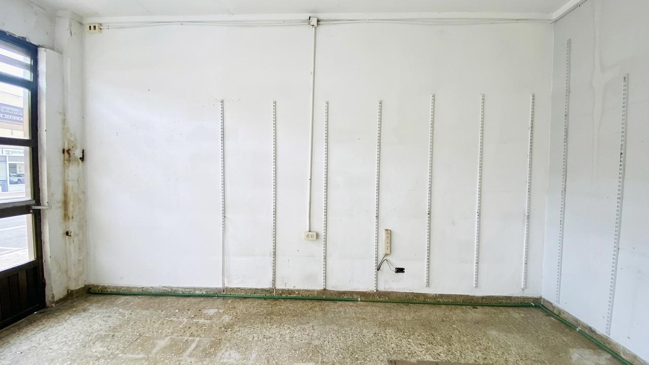 Foto de Local en venta zona terminal en La Plata, imagen 2