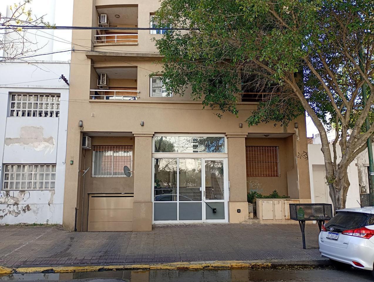Foto de Departamento de 2 dormitorios en venta en La Plata, imagen 1