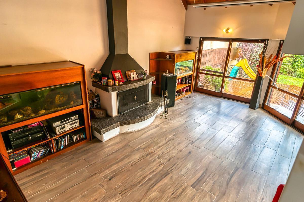 Foto de Casa de 5 ambientes en venta en City Bell, imagen 5