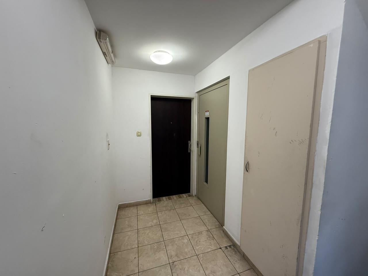 Foto de Departamento de 3 ambientes en venta en La Plata, imagen 1