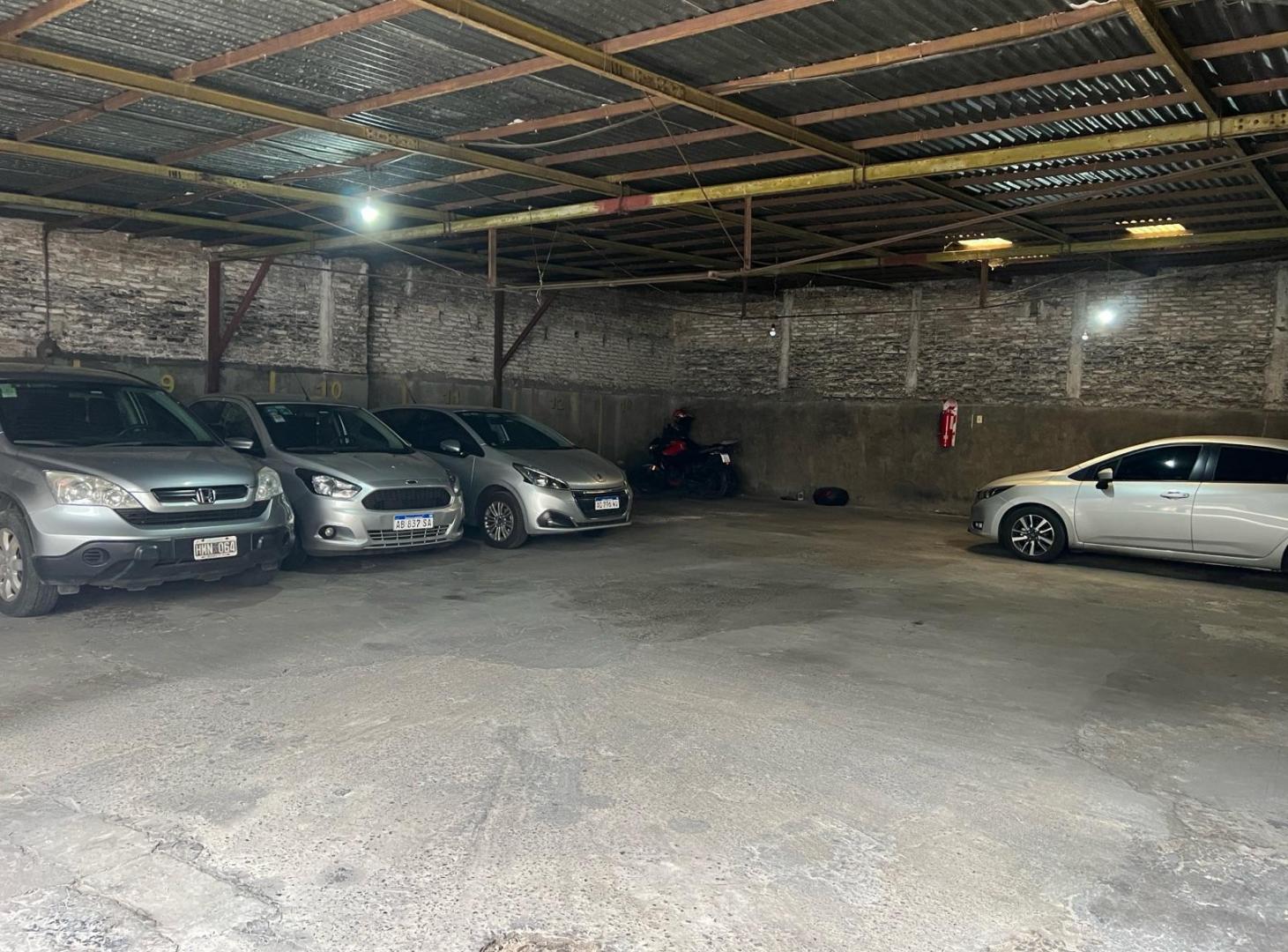 Foto de Casa mas local en venta en La Plata, imagen 2