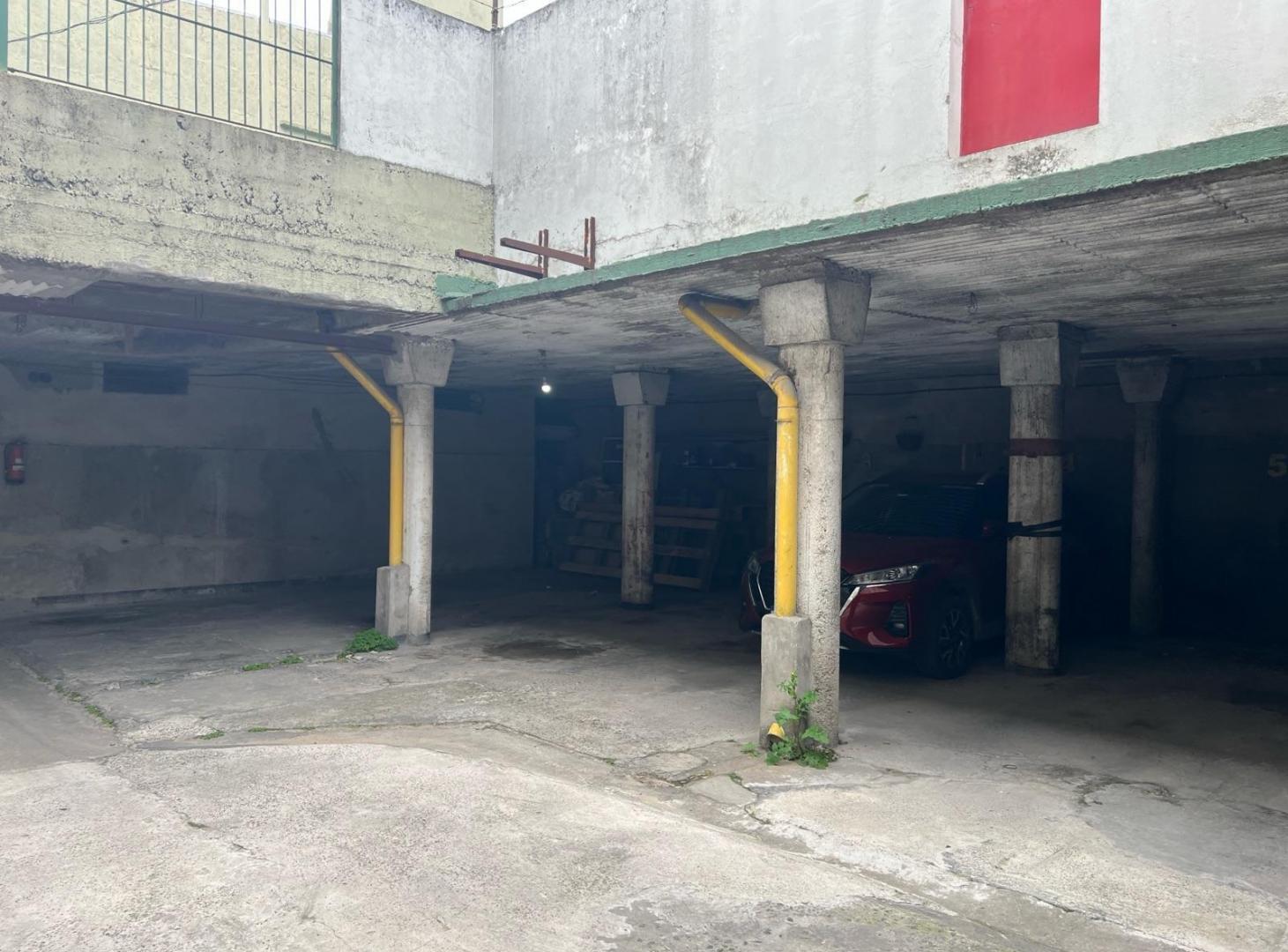 Foto de Casa mas local en venta en La Plata, imagen 3