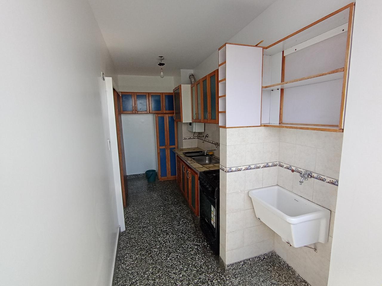 Foto de Departamento de 3 ambientes en alquiler en La Plata, imagen 5