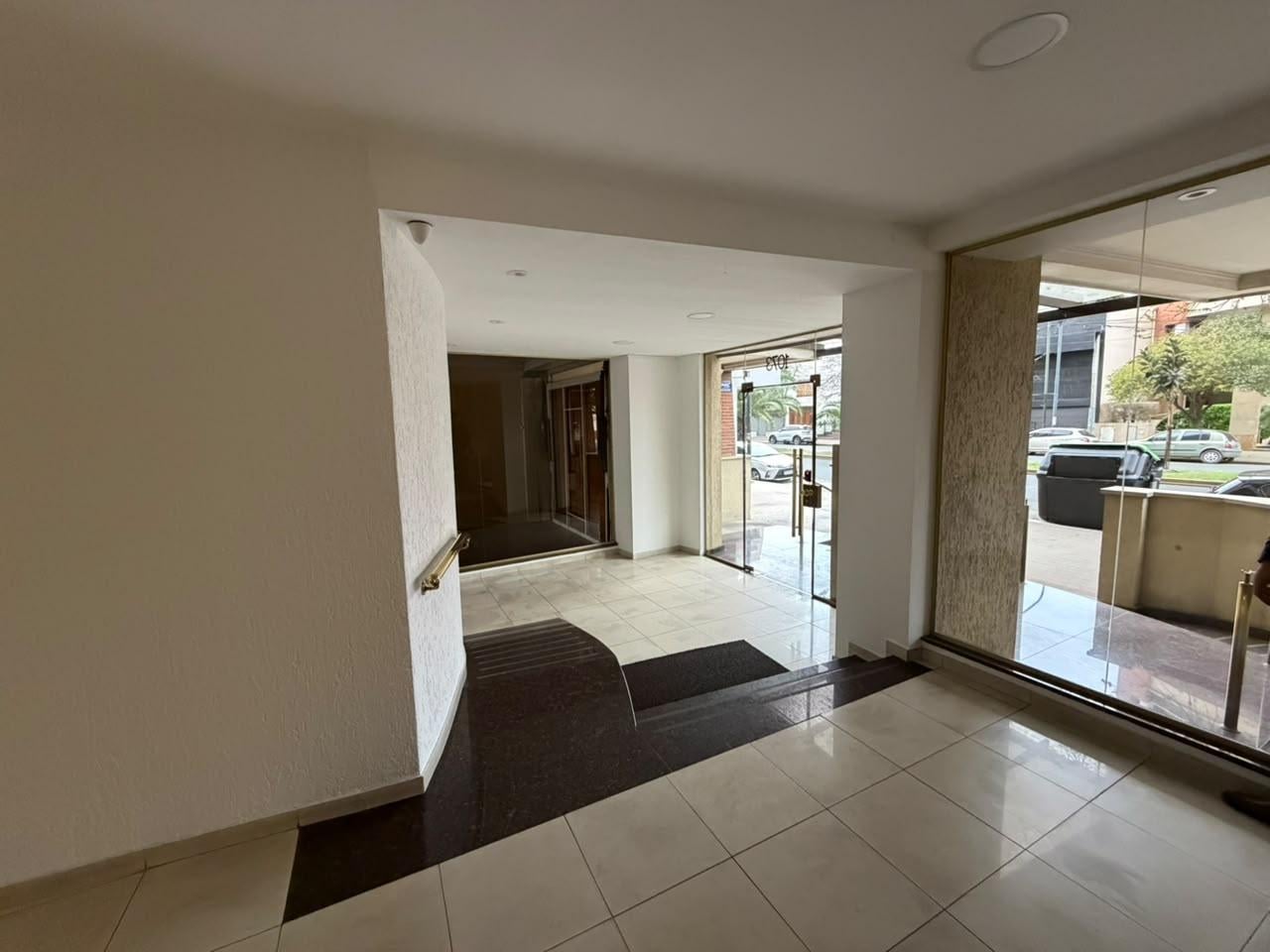Foto de Departamento de 3 ambientes en venta en La Plata, imagen 4