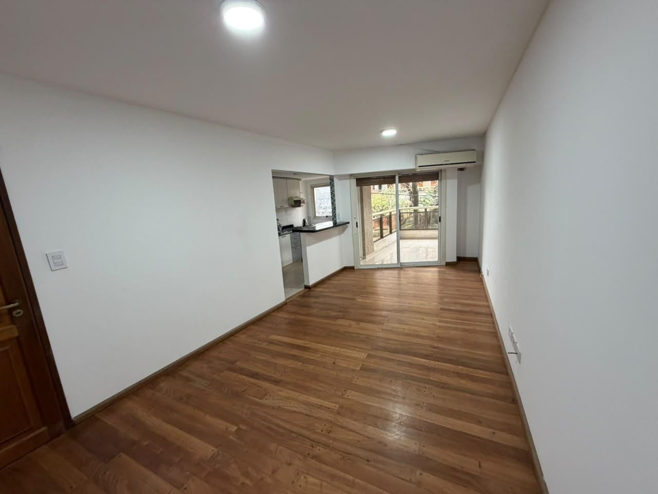 Foto de Departamento de 3 ambientes en venta en La Plata, imagen 2