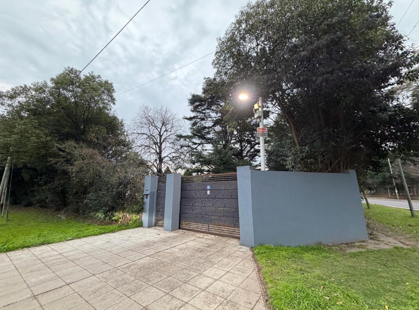 Foto de Lote en venta en Manuel B Gonnet, imagen 2