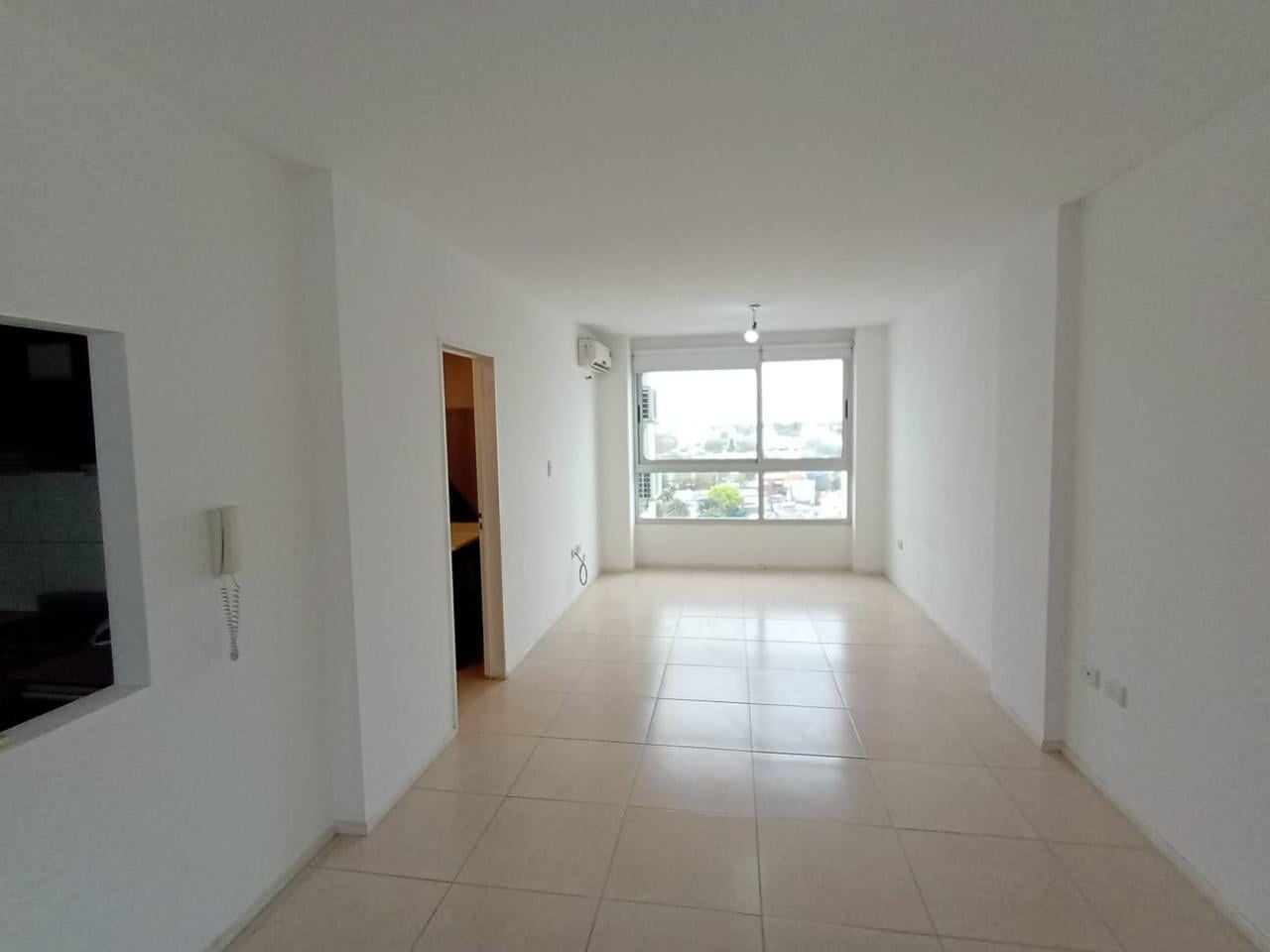 Foto de Monoambiente en Alquiler La Plata Calle 13 e/33 y 34 Dacal Bienes Raices, imagen 1
