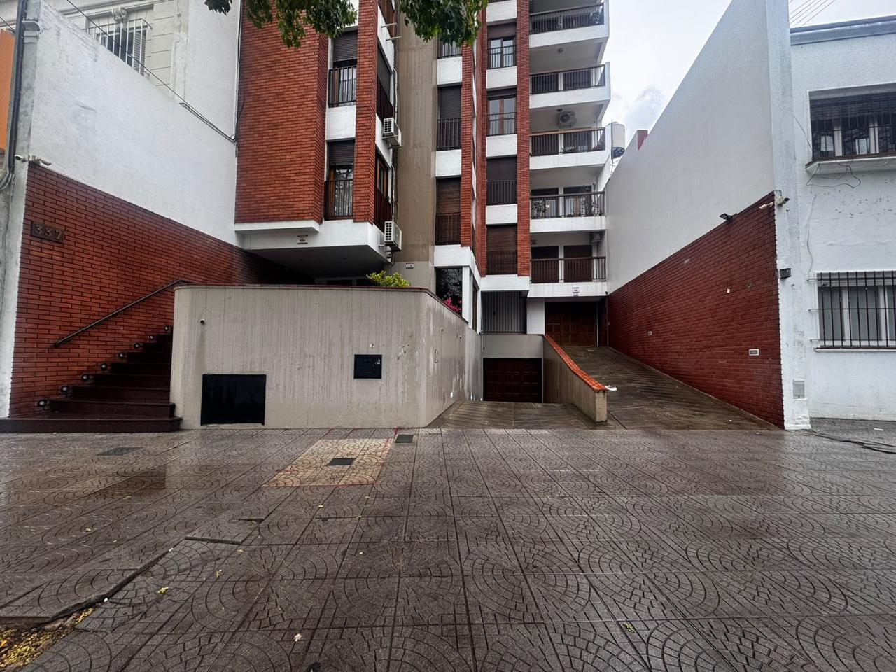 Foto de Piso de 3 dormitorios con 2 cocheras sobre Avenida 51, imagen 2