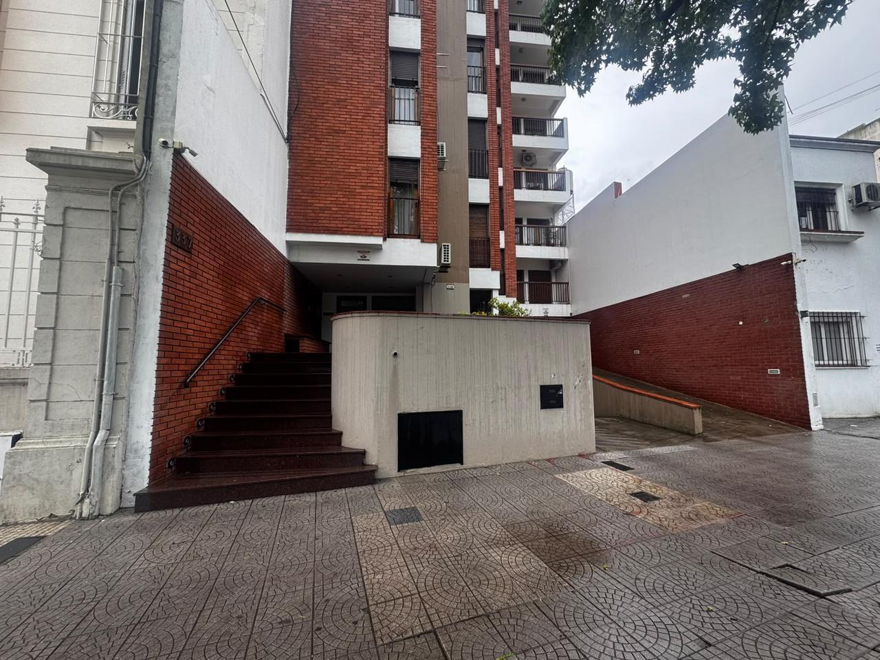 Foto de Piso de 3 dormitorios con 2 cocheras sobre Avenida 51, imagen 3