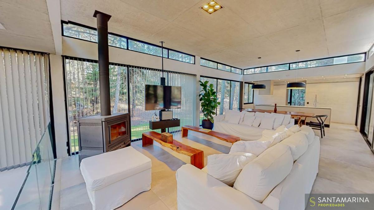 Foto de Carilo, Casa Premium Minimalista en Venta en Barrio Constancia, imagen 2