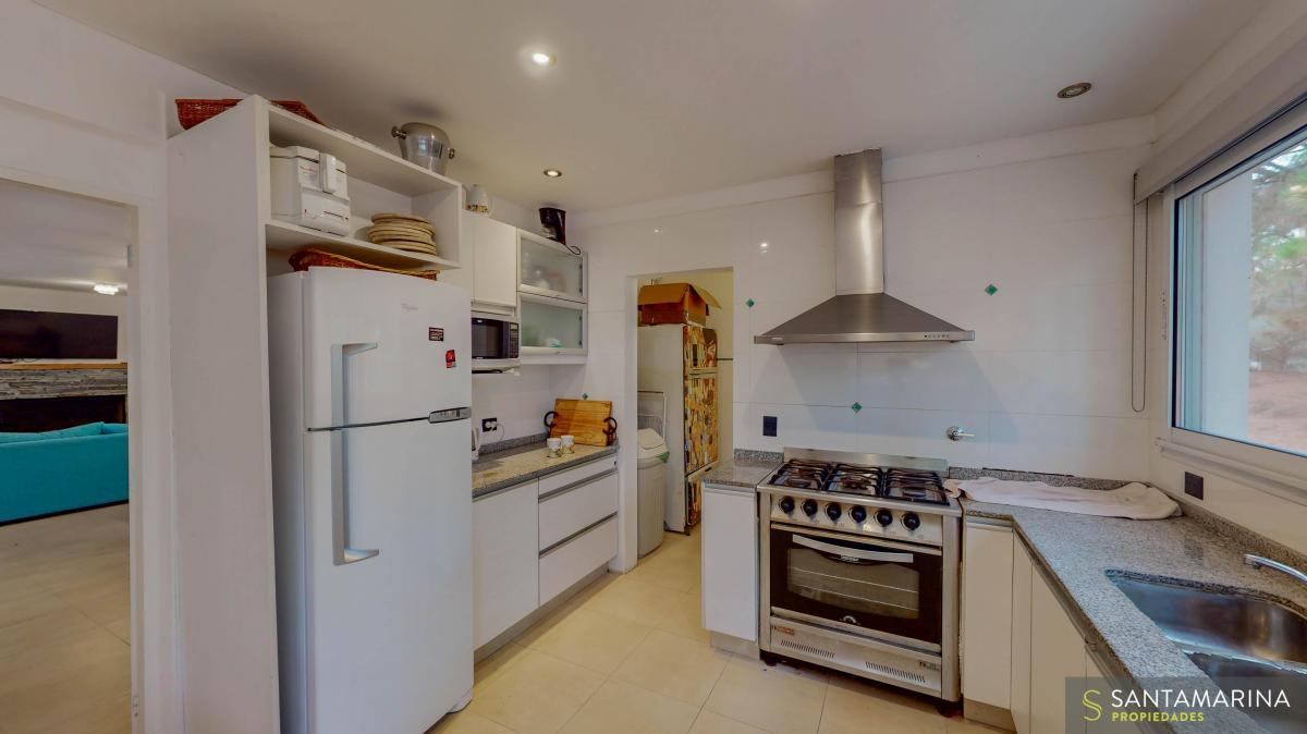 Costa Esmeralda, Casa en Venta con Bosque y Seguridad Privada 1