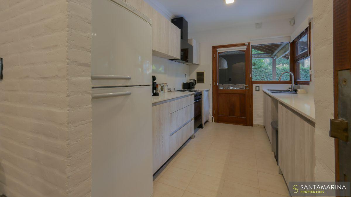 Foto de Casa de 271 m² con 4 dormitorios en venta en Cariló, imagen 4