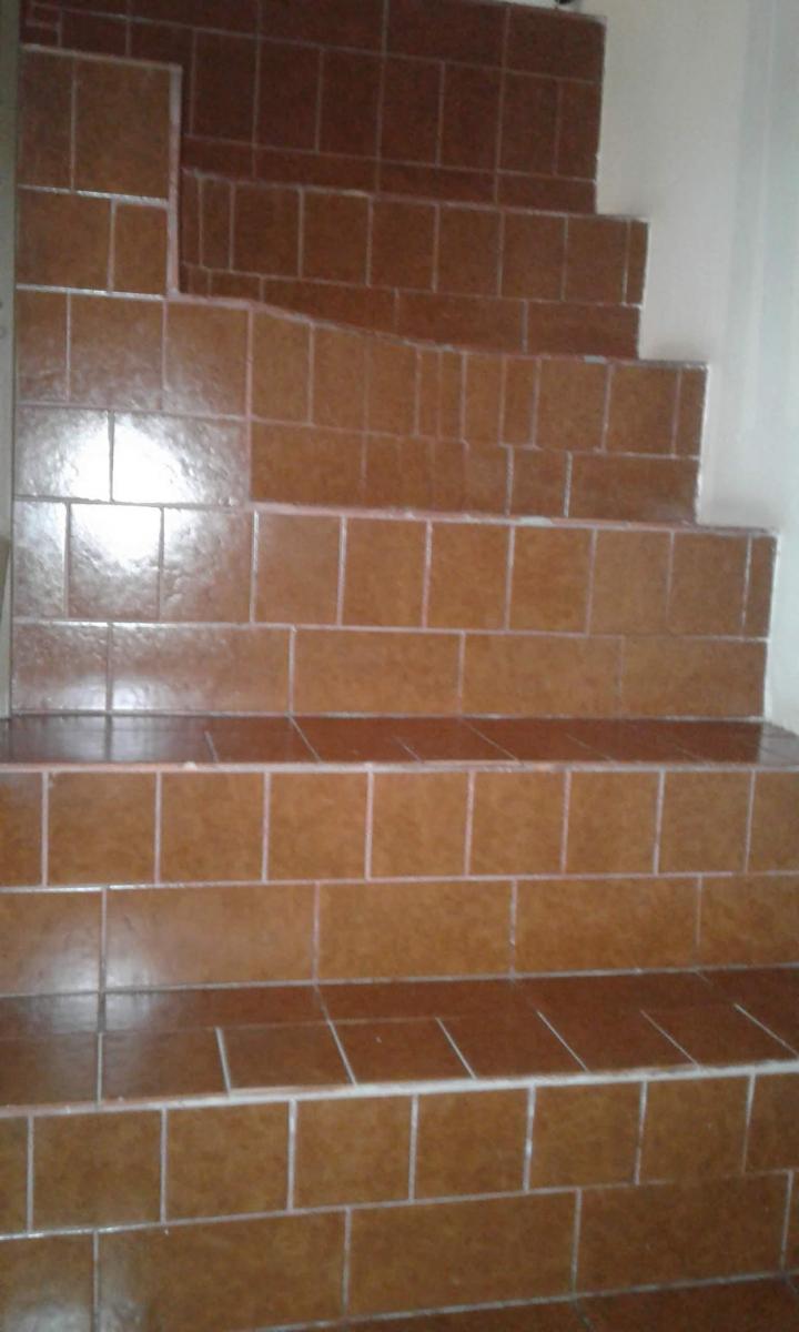 OPORTUNIDAD. CASA CON GRAN LOTE, EN IMPECABLE ESTADO