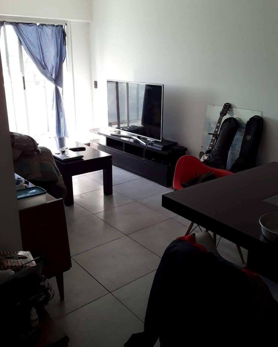 Departamento tres ambientes, inmejorable zona vista privilegiada, con cochera.