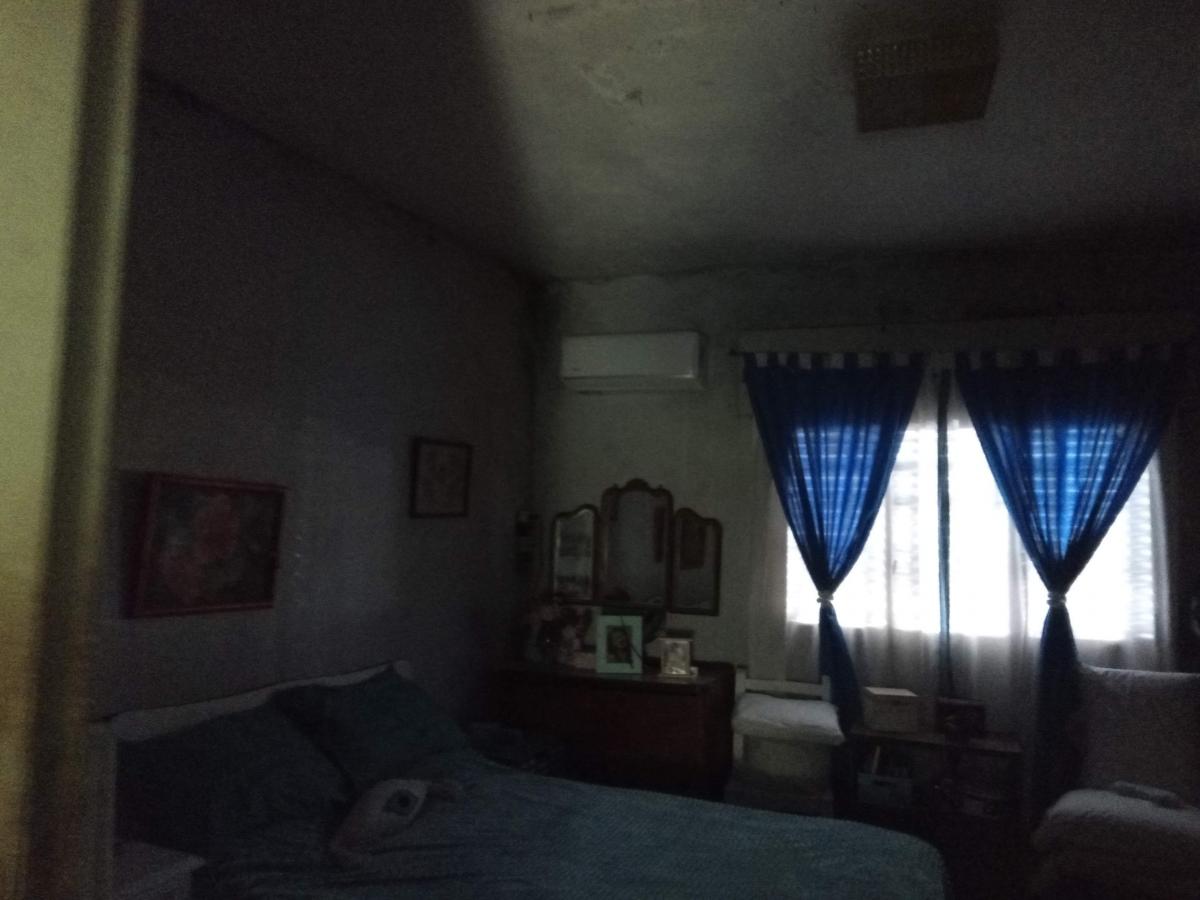 Foto de Nueva tasación, OPORTUNIDAD,Casa en Banfield sobre lote de 13mts. de, imagen 5