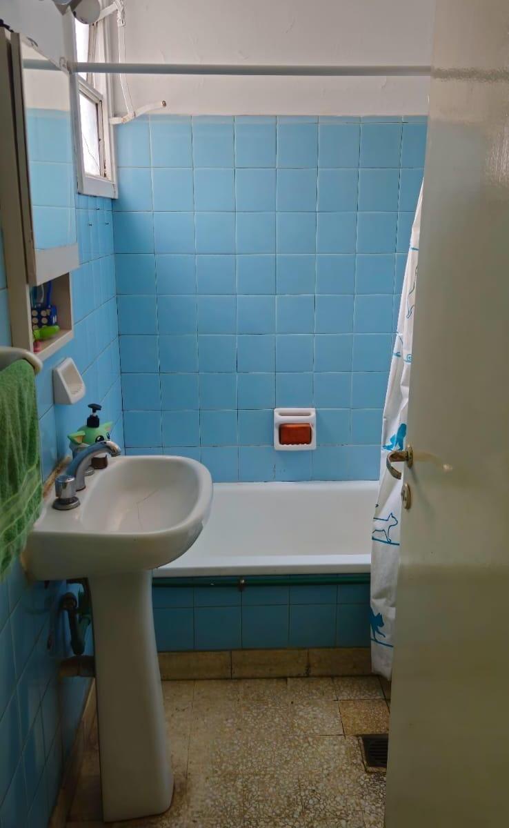 Foto de Vieytes 326 Banfield-Departamento 3 ambientes al frente . 2° piso por, imagen 2