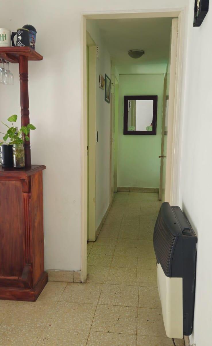 Foto de Vieytes 326 Banfield-Departamento 3 ambientes al frente . 2° piso por, imagen 4