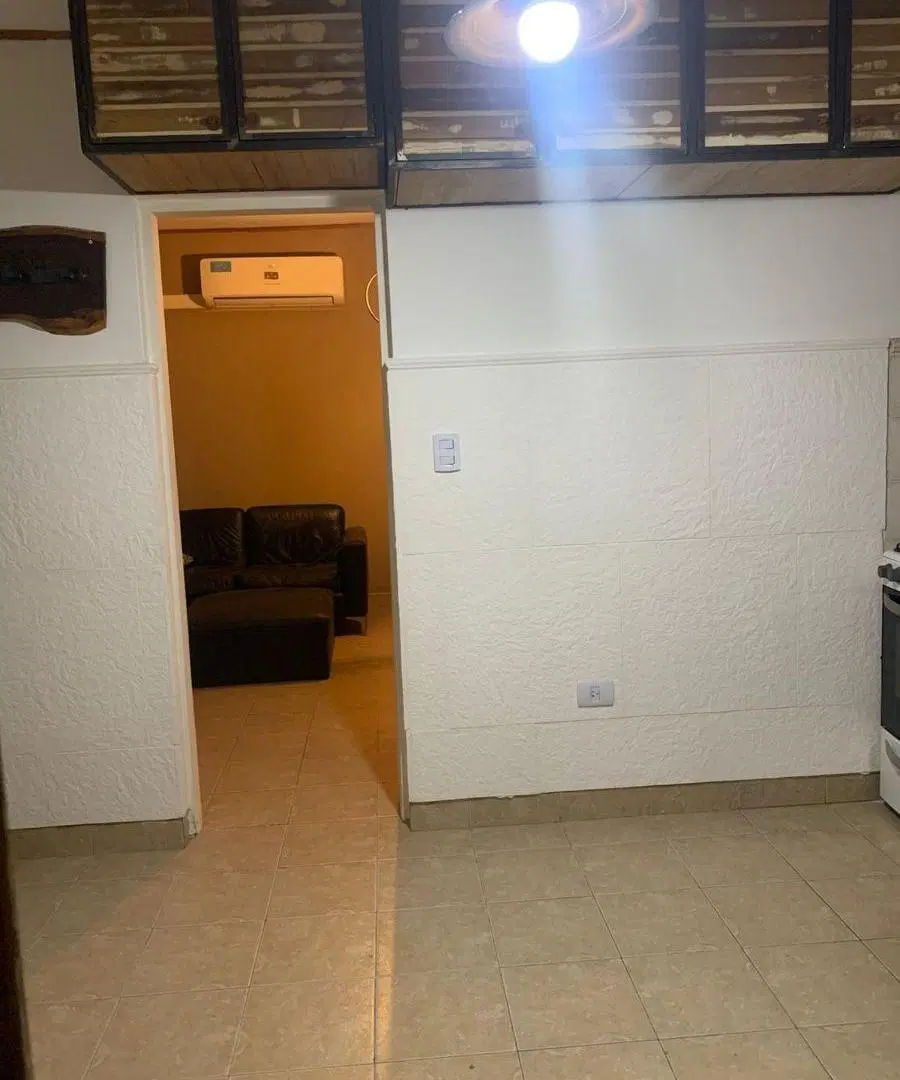 PH 2 ambientes sin expensas en alquiler en Banfield 1