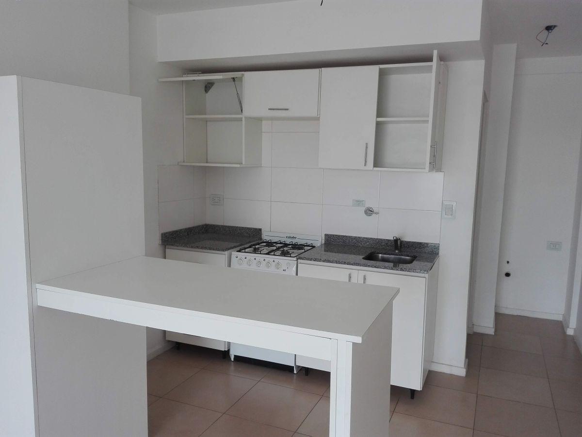 Foto de Monoambiente en muy buena zona centro de Banfiled, imagen 2