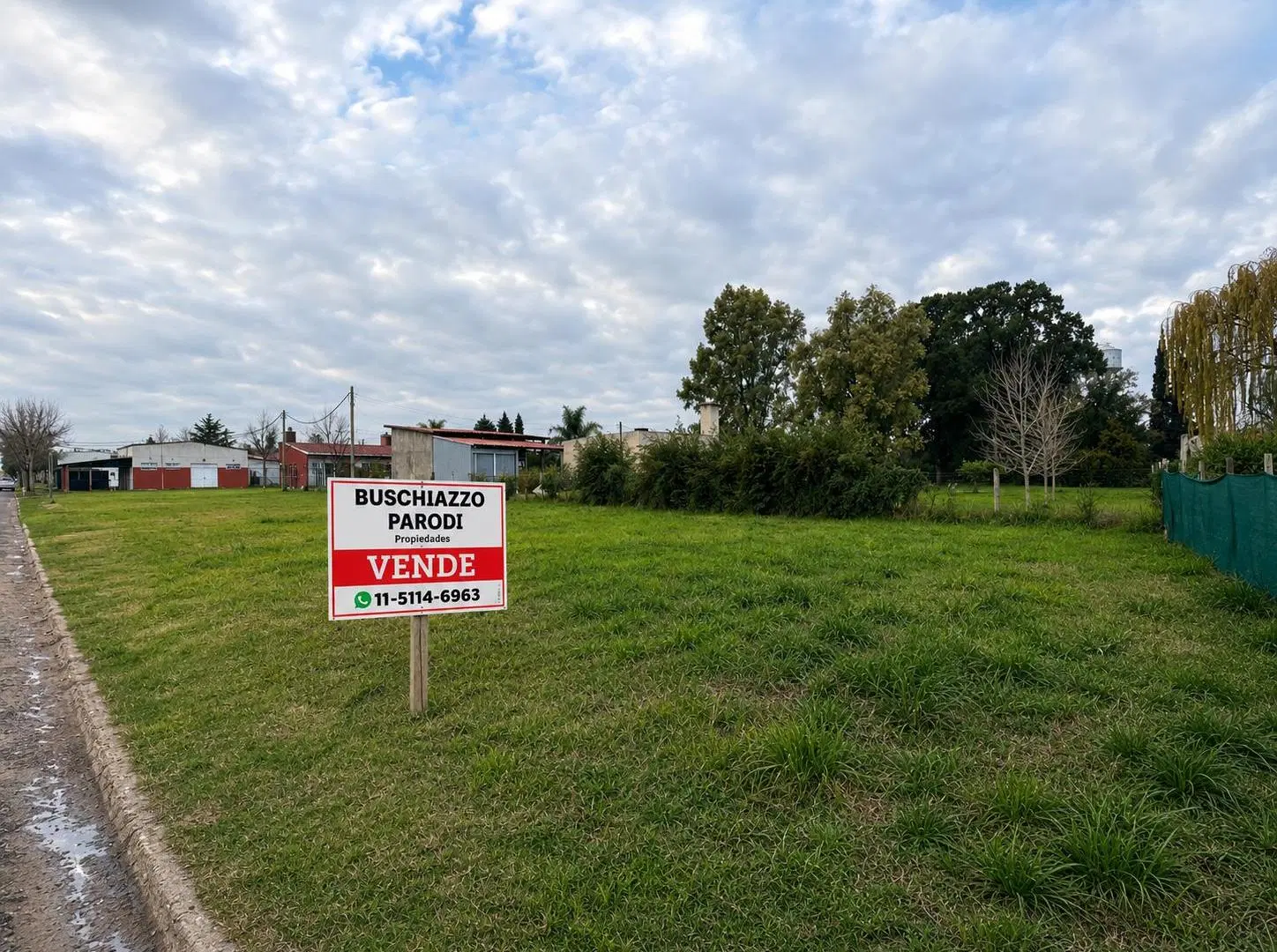 Venta de lote de 333 m² con todos los servicios – Escriturado - Capilla del Señor 2