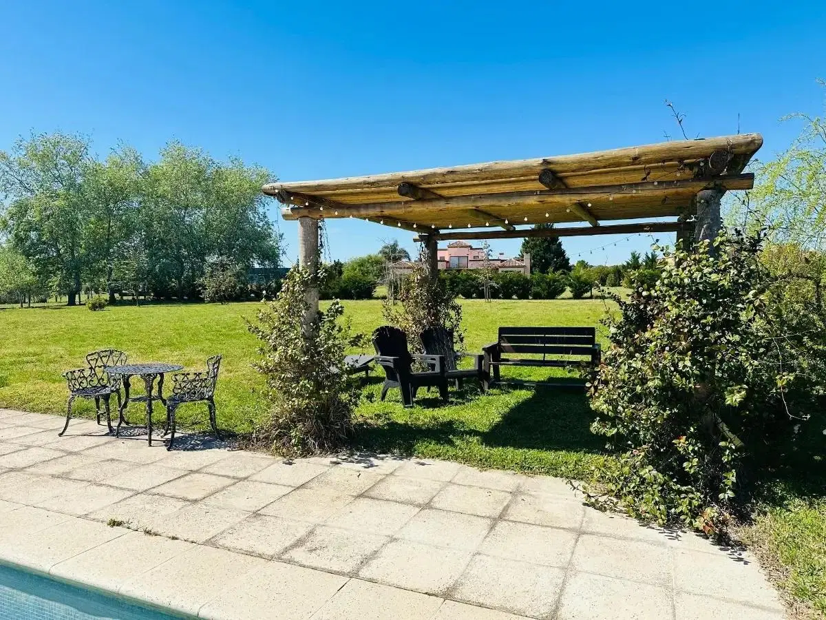 Casa En Venta Chacras De La Cruz - Barrio Cerrado 8