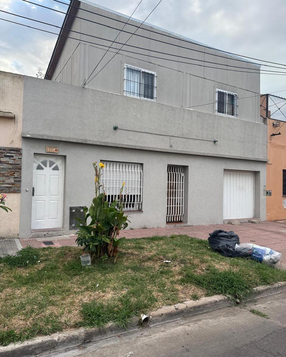 Departamento 3 Amb en Planta Alta 3