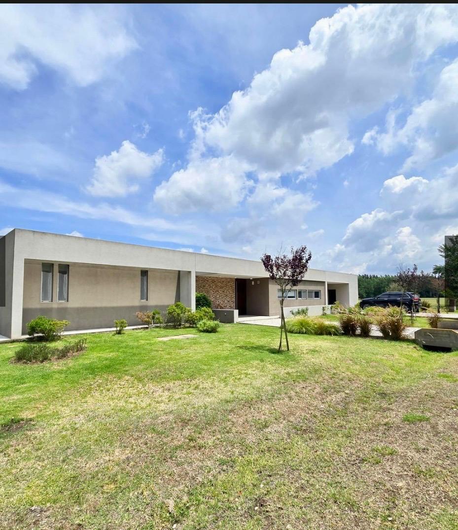 CASA PREMIUM CON PISCINA CLIMATIZADA- HARAS DEL SUR ll-