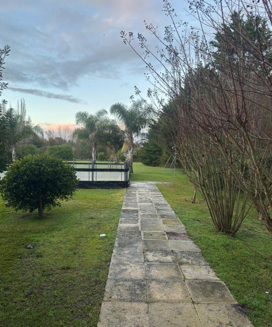 Foto de HERMOSA CASA EN ALQUILER EN CAMPOS DE ROCA, imagen 3