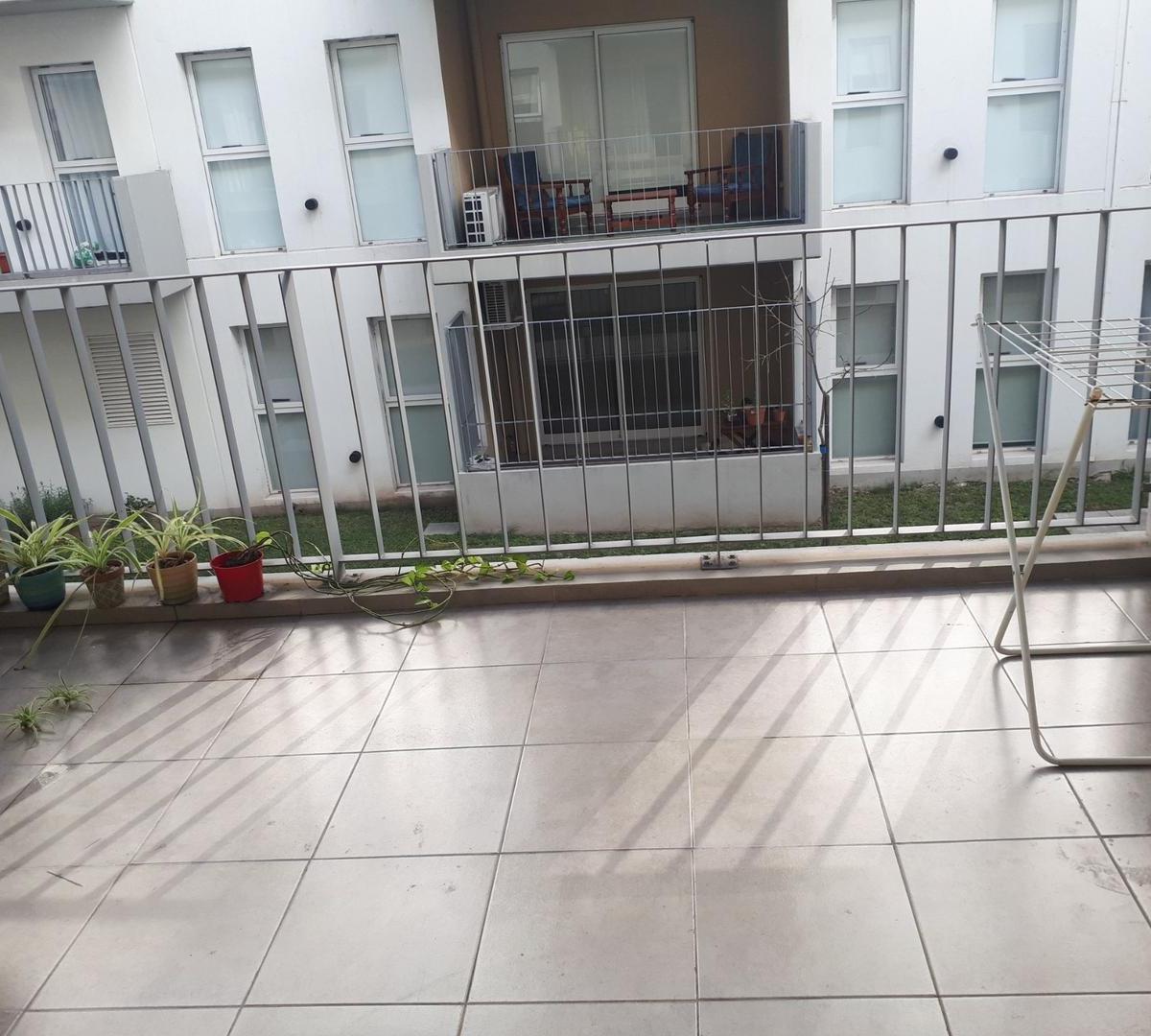 Excelente 3 Amb Nuevos con Cochera 2 Baños Fte Pque Lezama 4