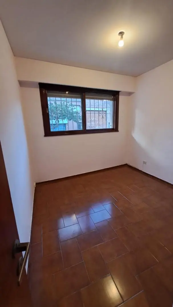 3 AMB - EXCEL -PLANTA BAJA - FRENTE- LAVAD -PATIO- LUZ SOL 2