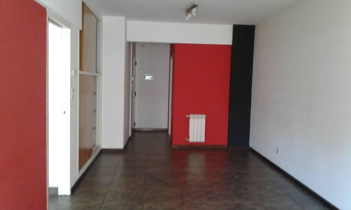 Av. Directorio 3002 EN VENTA HERMOSO MONOAMBIENTE CON BALCÓN