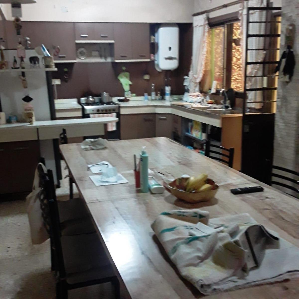 Portela 315 Excelente Casa a Remodelar 6 Ambientes / Terreno Apto Edificio 3