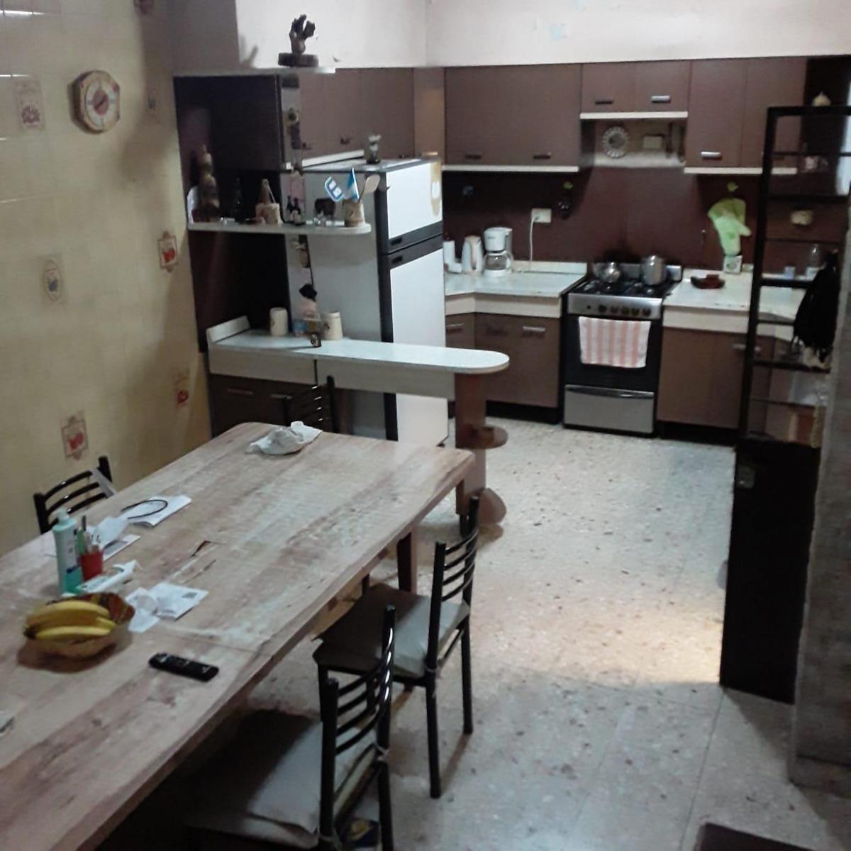 Portela 315 Excelente Casa a Remodelar 6 Ambientes / Terreno Apto Edificio 5