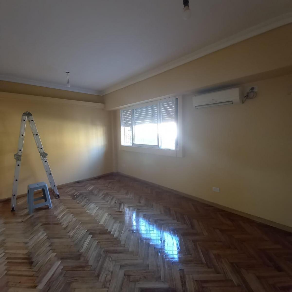 Foto de DEPARTAMENTO EN VENTA - AZUL 882, imagen 5