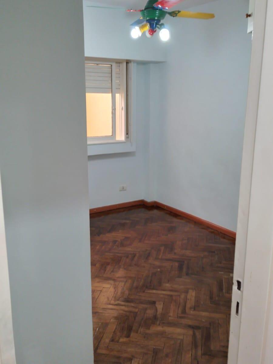 Foto de DEPARTAMENTO EN VENTA - AZUL 882, imagen 4