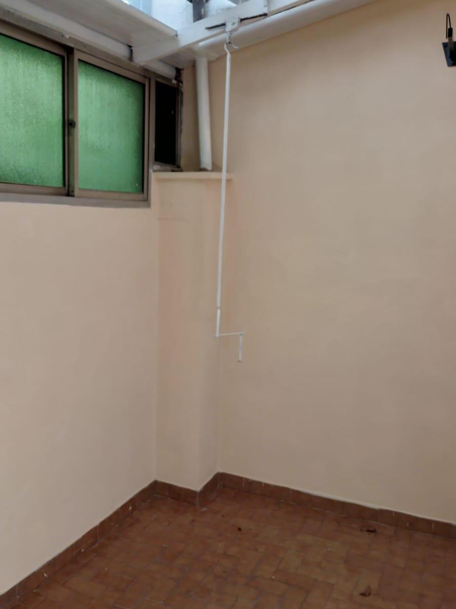 Foto de DEPARTAMENTO EN VENTA - AZUL 882, imagen 2