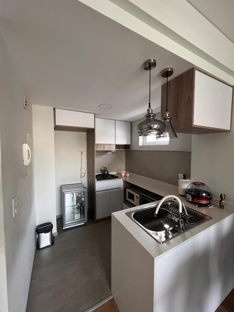 Hermoso 3 Ambientes Al Frente con Balcon Semipiso 2 Baños Completos 2